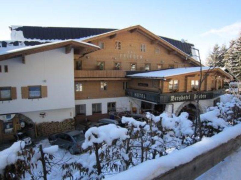 Frieden Das Alpine Panorama Hotel Hochpillberg Exterior foto